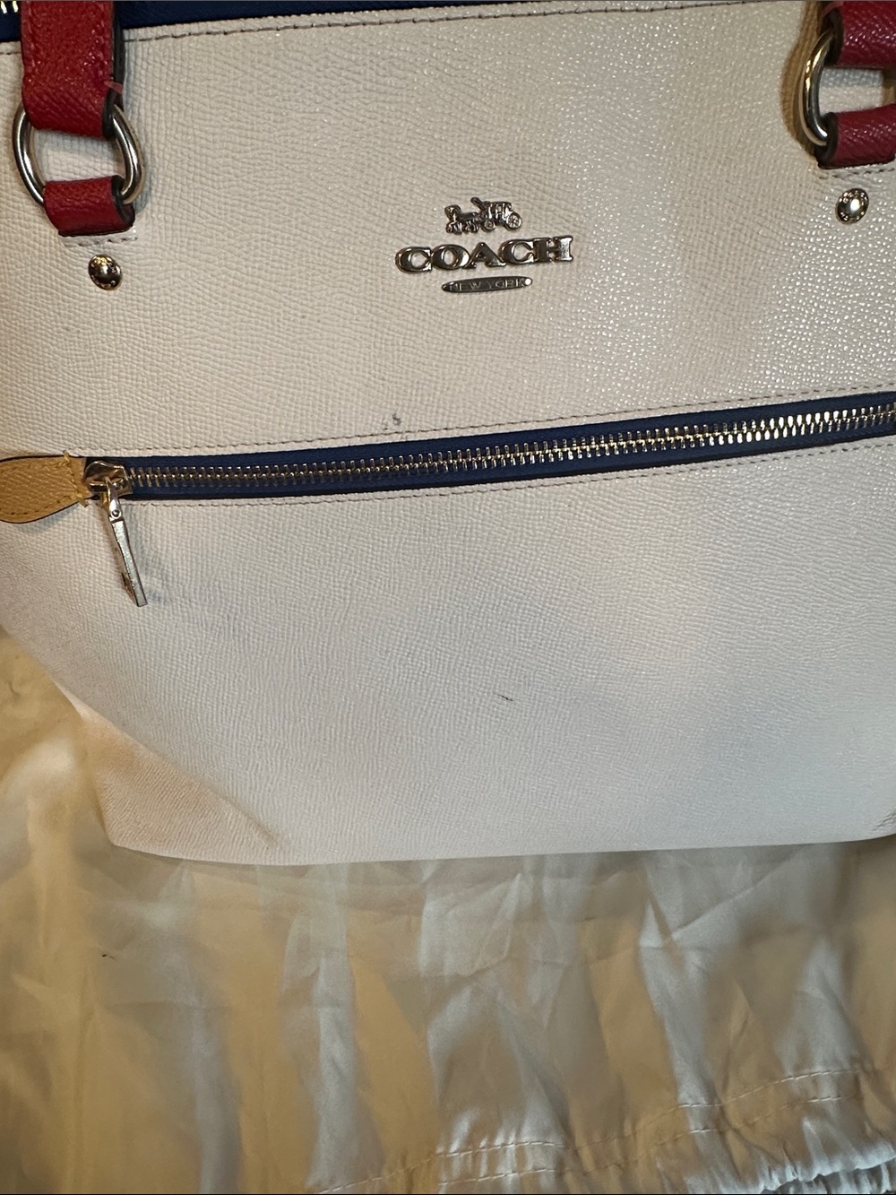 Coach Ivory Tote with Red Handles and Navy Trim - Picture 7 of 11